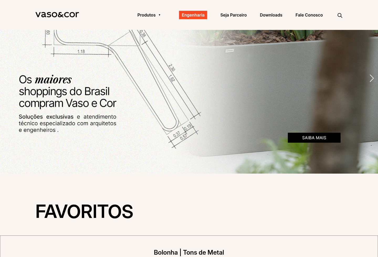 Captura pública do site Vaso e Cor com linguagem de engenharia, shopping e vaso em ambiente